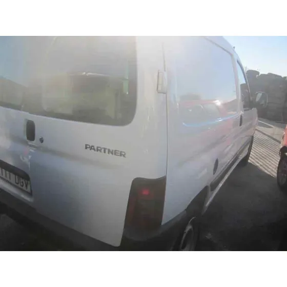 PEUGEOT PARTNER (S2) '2005 COMBIESPACE BLANCO