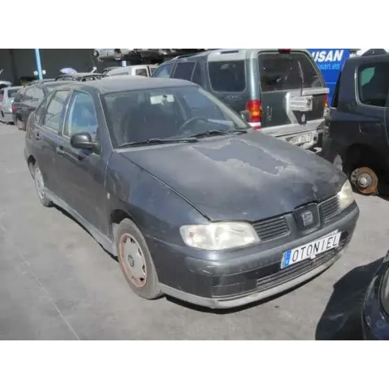 SEAT CORDOBA BERLINA (6K2) '2001 STELLA GRIS CENIZA