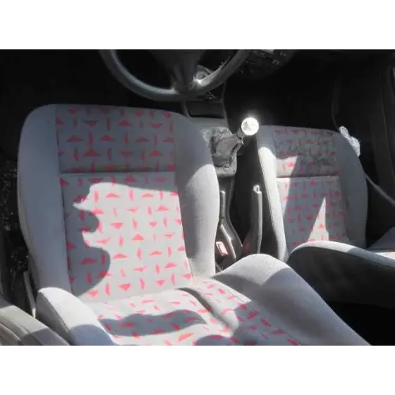 SEAT CORDOBA BERLINA (6K2) '2001 STELLA GRIS CENIZA