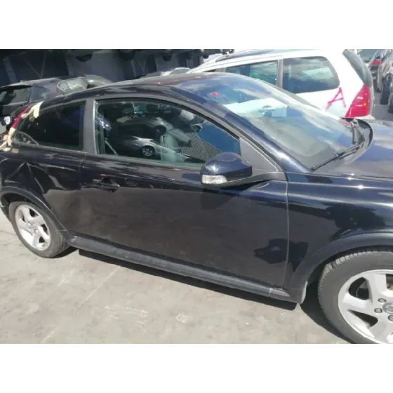 VOLVO C30 '2010 1.6 D NEGRO