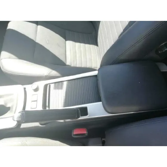 VOLVO C30 '2010 1.6 D NEGRO