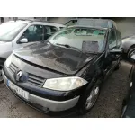 RENAULT MEGANE II BERLINA 5P RENAULT MEGANE II BERLINA 5P '2003 CONFORT AUTHENTIQUE NEGRO 2002