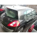RENAULT MEGANE II BERLINA 5P RENAULT MEGANE II BERLINA 5P '2003 CONFORT AUTHENTIQUE NEGRO 2002