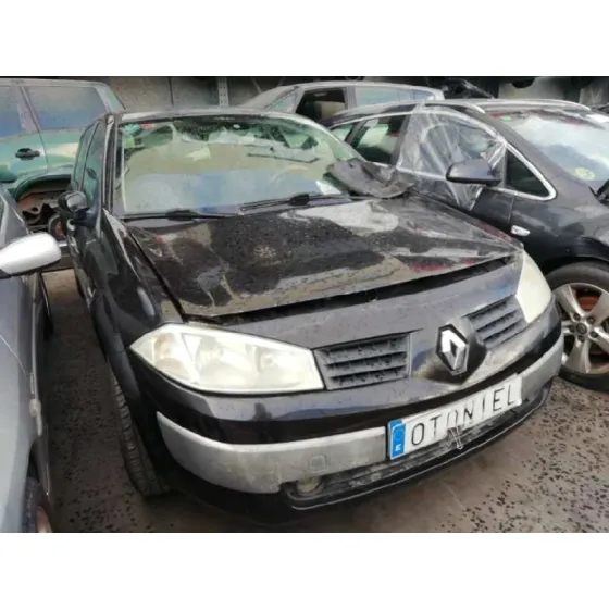 RENAULT MEGANE II BERLINA 5P '2003 CONFORT AUTHENTIQUE NEGRO