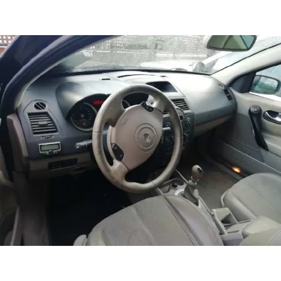RENAULT MEGANE II BERLINA 5P '2003 CONFORT AUTHENTIQUE NEGRO