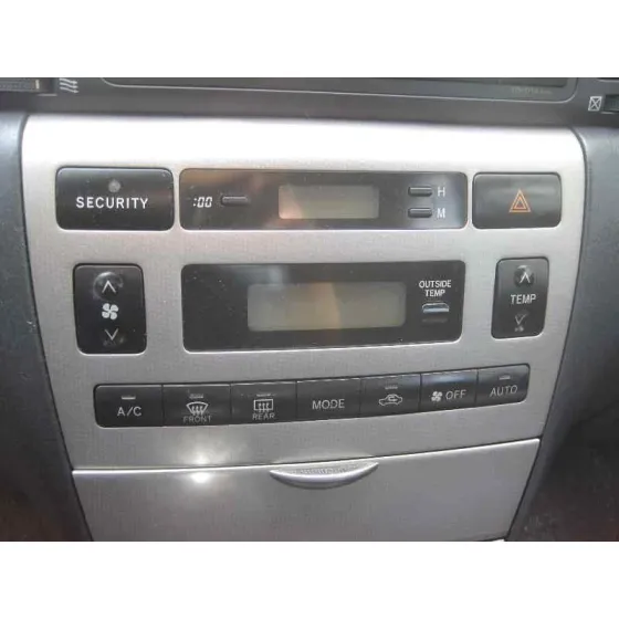 TOYOTA COROLLA (E12) '2003 2.0 D-4D LINEA SOL BERLINA BLANCO