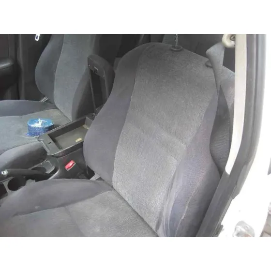 TOYOTA COROLLA (E12) '2003 2.0 D-4D LINEA SOL BERLINA BLANCO