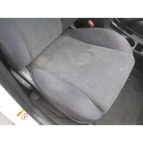 TOYOTA COROLLA (E12) '2003 2.0 D-4D LINEA SOL BERLINA BLANCO