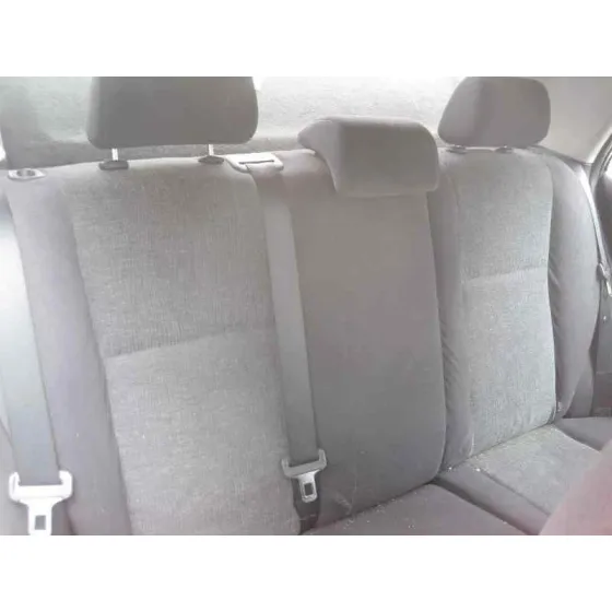 TOYOTA COROLLA (E12) '2003 2.0 D-4D LINEA SOL BERLINA BLANCO