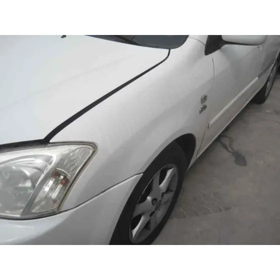 TOYOTA COROLLA (E12) '2003 2.0 D-4D LINEA SOL BERLINA BLANCO