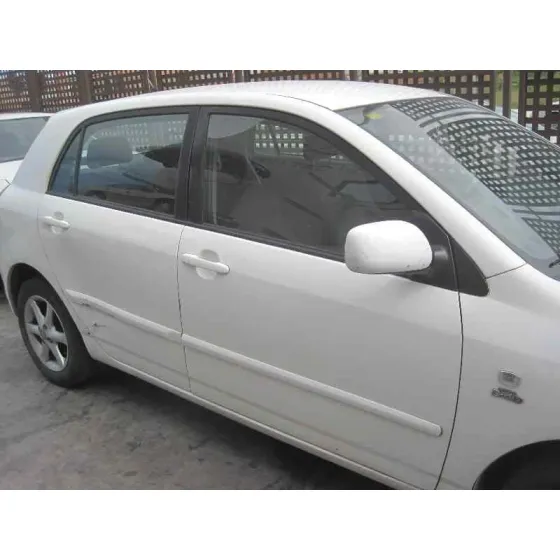 TOYOTA COROLLA (E12) '2003 2.0 D-4D LINEA SOL BERLINA BLANCO