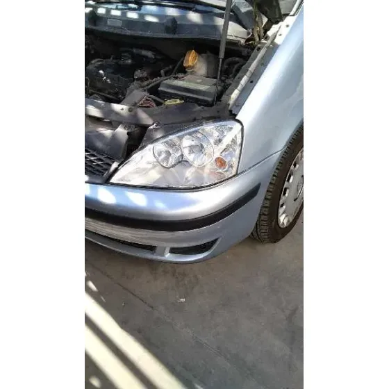 FORD GALAXY (VY) '2004 AMBIENTE GRIS AZULON