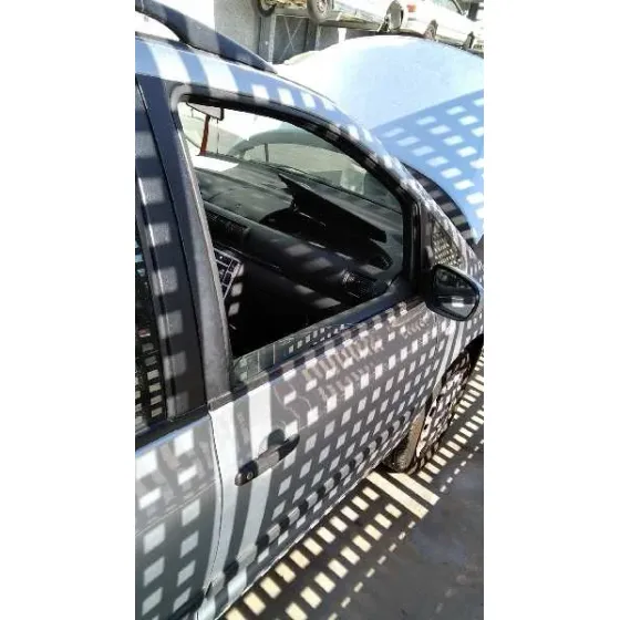 FORD GALAXY (VY) '2004 AMBIENTE GRIS AZULON