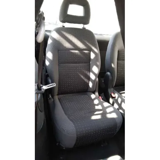 FORD GALAXY (VY) '2004 AMBIENTE GRIS AZULON