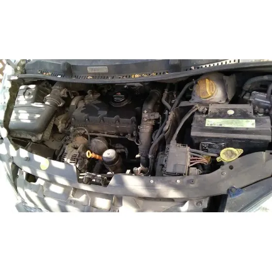 FORD GALAXY (VY) '2004 AMBIENTE GRIS AZULON