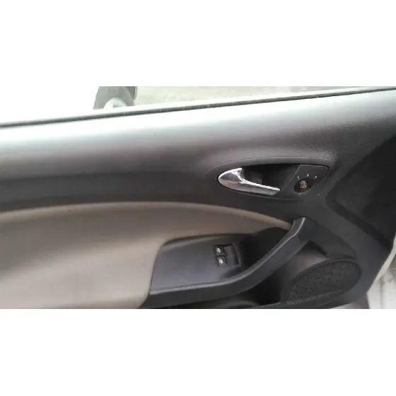 SEAT IBIZA (6J5) '2012 REFERENCE BLANCO