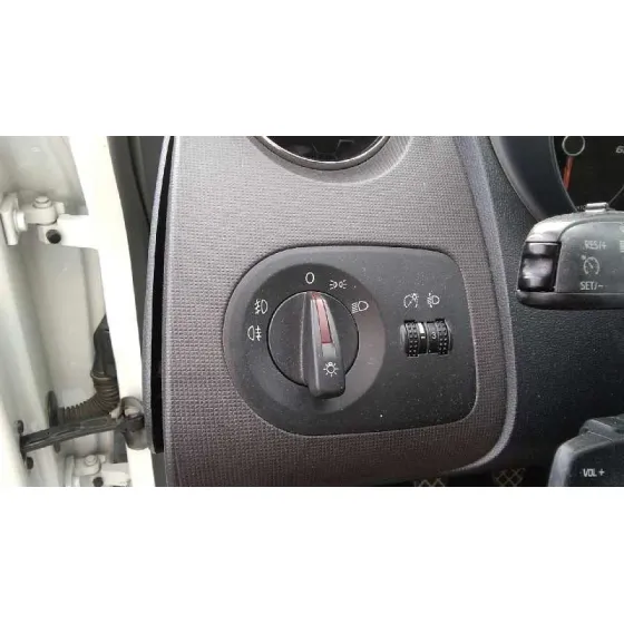 SEAT IBIZA (6J5) '2012 REFERENCE BLANCO