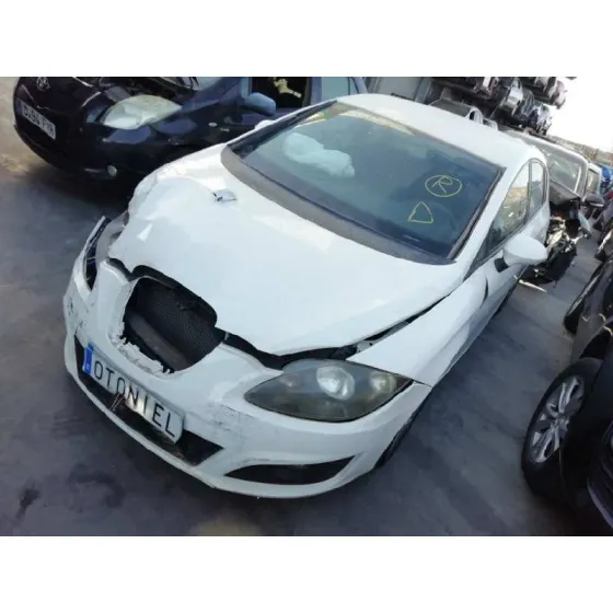SEAT LEON (1P1) '2010 REFERENCE BLANCO