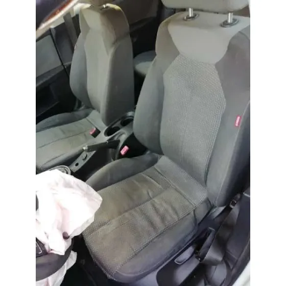 SEAT LEON (1P1) '2010 REFERENCE BLANCO