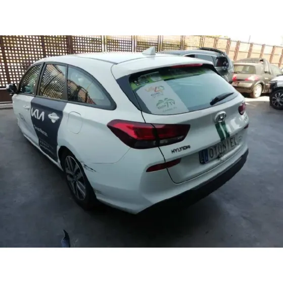 HYUNDAI I30 CW (PD) '2019 GO! BLANCO