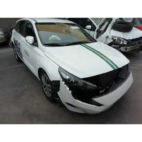 HYUNDAI I30 CW (PD) '2019 GO! BLANCO