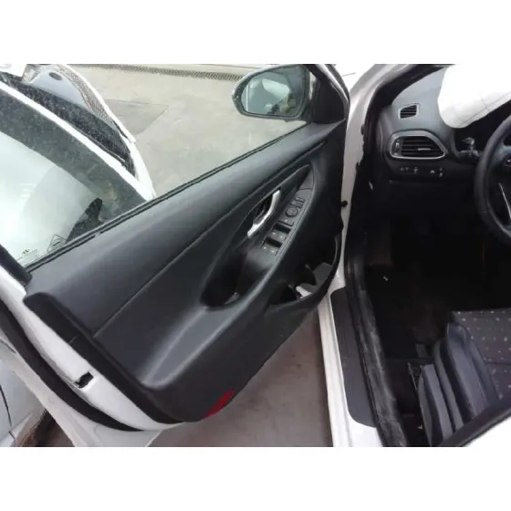 HYUNDAI I30 CW (PD) '2019 GO! BLANCO