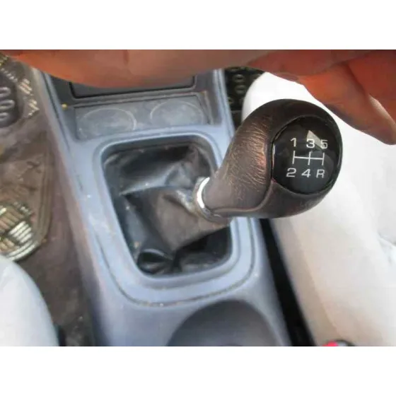 NISSAN ALMERA (N16/E) '2001 2.2 16V TURBODIESEL CAT GRIS