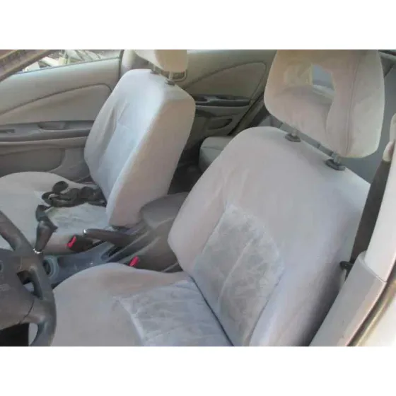 NISSAN ALMERA (N16/E) '2001 2.2 16V TURBODIESEL CAT GRIS