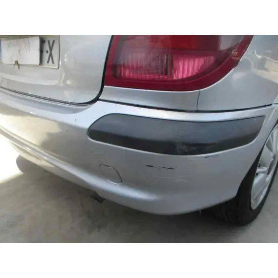 NISSAN ALMERA (N16/E) '2001 2.2 16V TURBODIESEL CAT GRIS