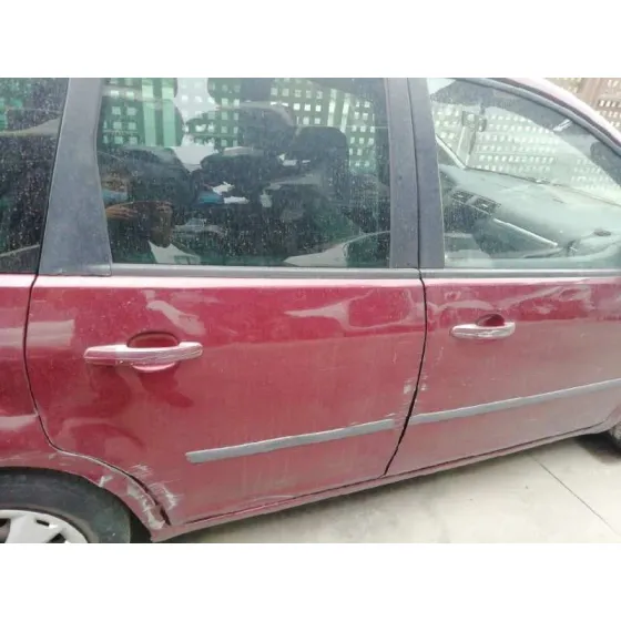 FORD FOCUS C-MAX (CAP) '2004 AMBIENTE (D) GRANATE