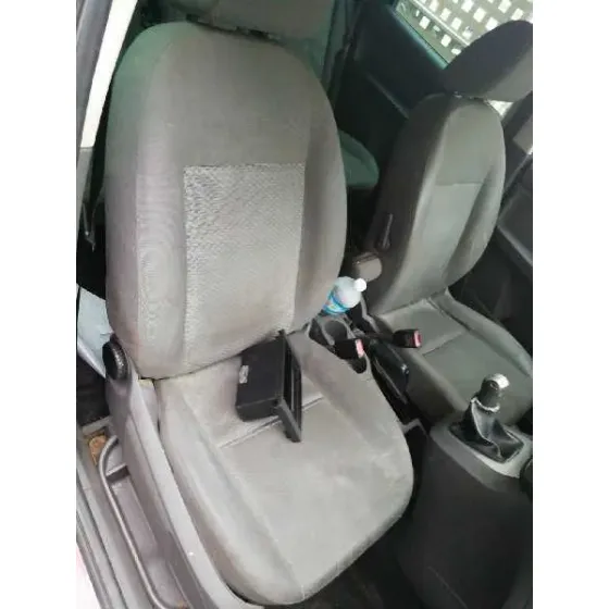 FORD FOCUS C-MAX (CAP) '2004 AMBIENTE (D) GRANATE