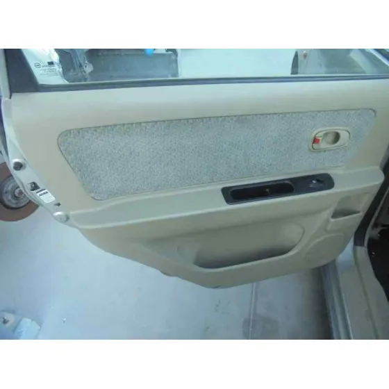 KIA CARENS '2000 1.8 LS MONOVOLUMEN GRIS