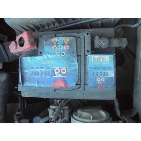 KIA CARENS '2000 1.8 LS MONOVOLUMEN GRIS