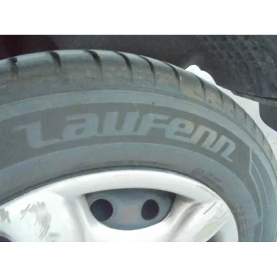 KIA CARENS '2000 1.8 LS MONOVOLUMEN GRIS