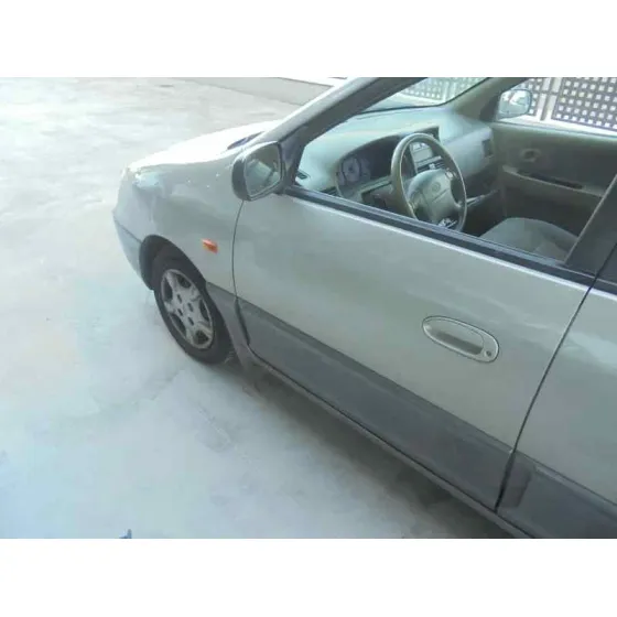 KIA CARENS '2000 1.8 LS MONOVOLUMEN GRIS