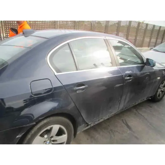 BMW SERIE 5 BERLINA (E60) '2007 520D AZUL