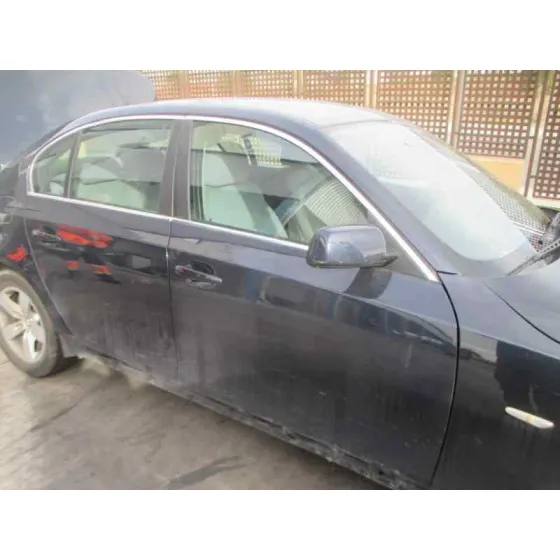BMW SERIE 5 BERLINA (E60) '2007 520D AZUL