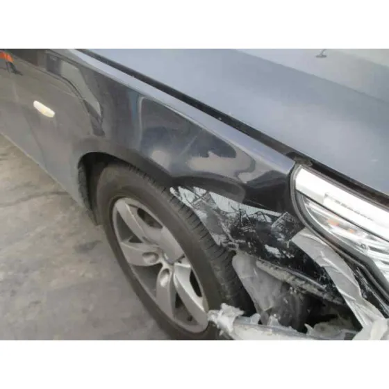 BMW SERIE 5 BERLINA (E60) '2007 520D AZUL