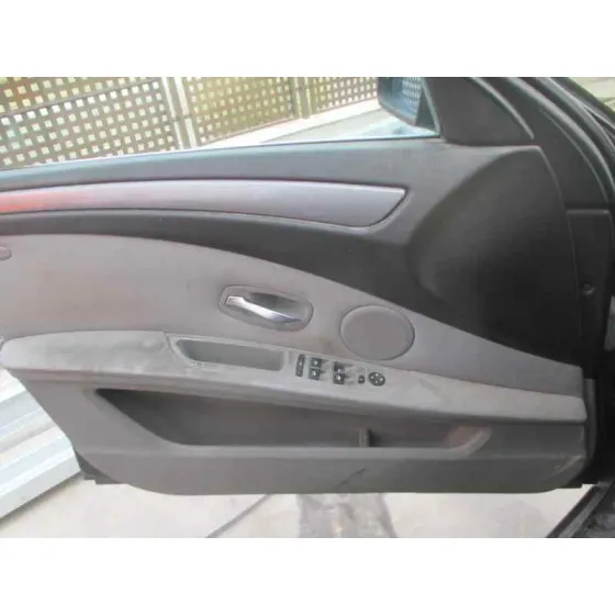 BMW SERIE 5 BERLINA (E60) '2007 520D AZUL