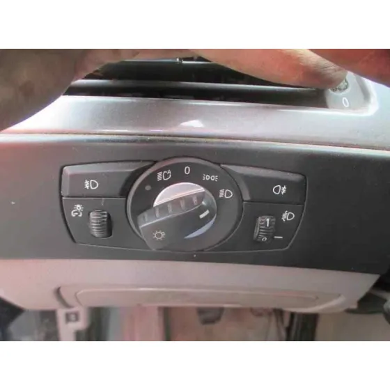 BMW SERIE 5 BERLINA (E60) '2007 520D AZUL