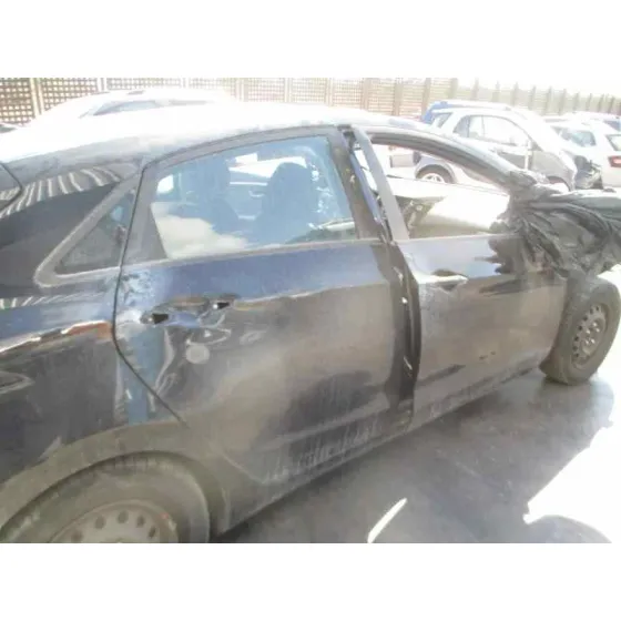 HYUNDAI I30 (GD) '2013 CLASSIC NEGRO