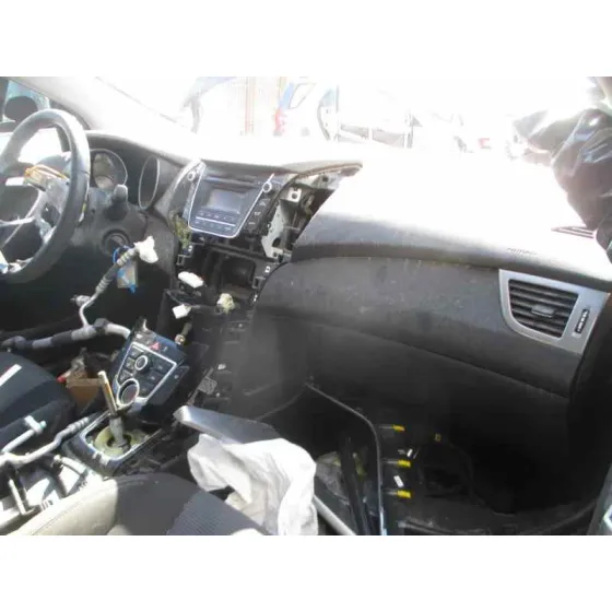 HYUNDAI I30 (GD) '2013 CLASSIC NEGRO