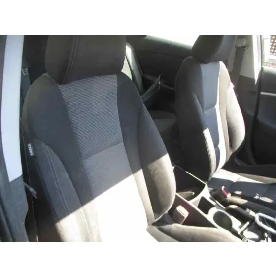 HYUNDAI I30 (GD) '2013 CLASSIC NEGRO