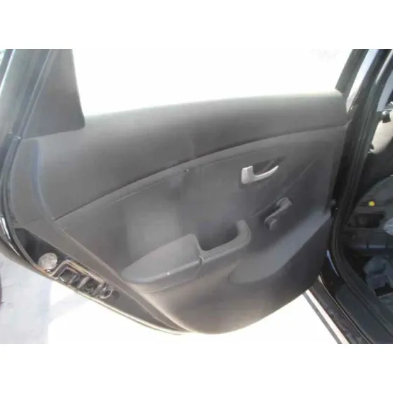 HYUNDAI I30 (GD) '2013 CLASSIC NEGRO
