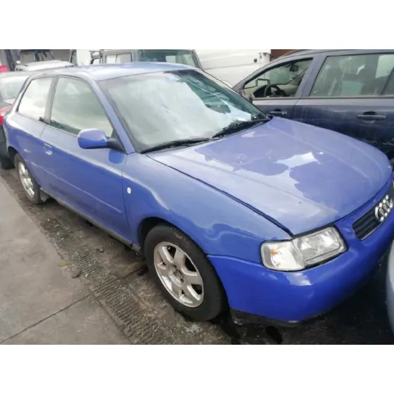 AUDI A3 (8L) '1999 1.9 TDI AZUL