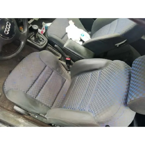 AUDI A3 (8L) '1999 1.9 TDI AZUL