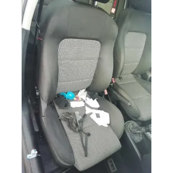 SEAT LEON (1M1) '2005 FR SPECIAL EDITION BLANCO
