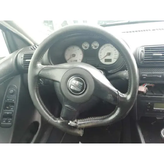 SEAT LEON (1M1) '2005 FR SPECIAL EDITION BLANCO