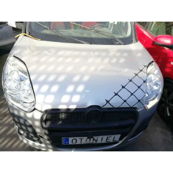 FIAT DOBLO CARGO '2010 1.6 JTDM 16V CAT GRIS PLATA