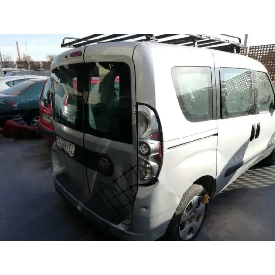 FIAT DOBLO CARGO '2010 1.6 JTDM 16V CAT GRIS PLATA